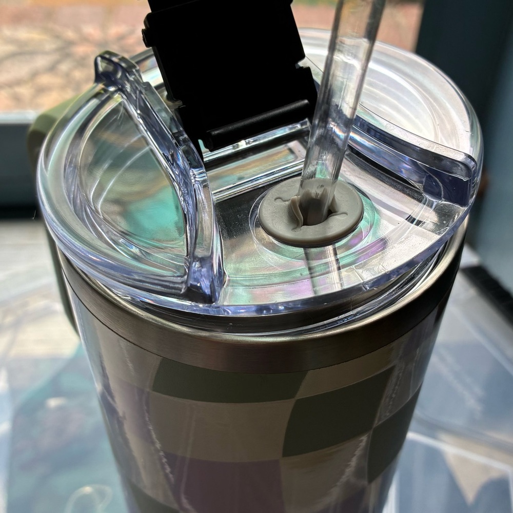 🧋Francesca’s Checkered Green and Purple Tumbler with Lid and Straw - Picture 7 of 12